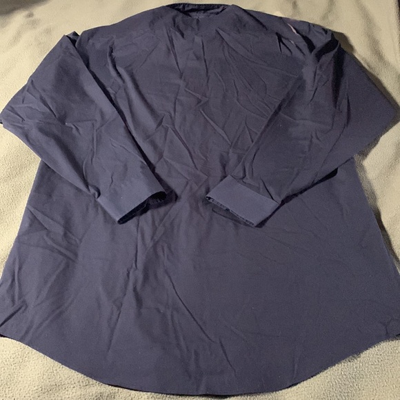 Men’s Stafford black, long sleeve dress shirt.  Fitted.  Size 32-33. 16 1/2 - Picture 7 of 8